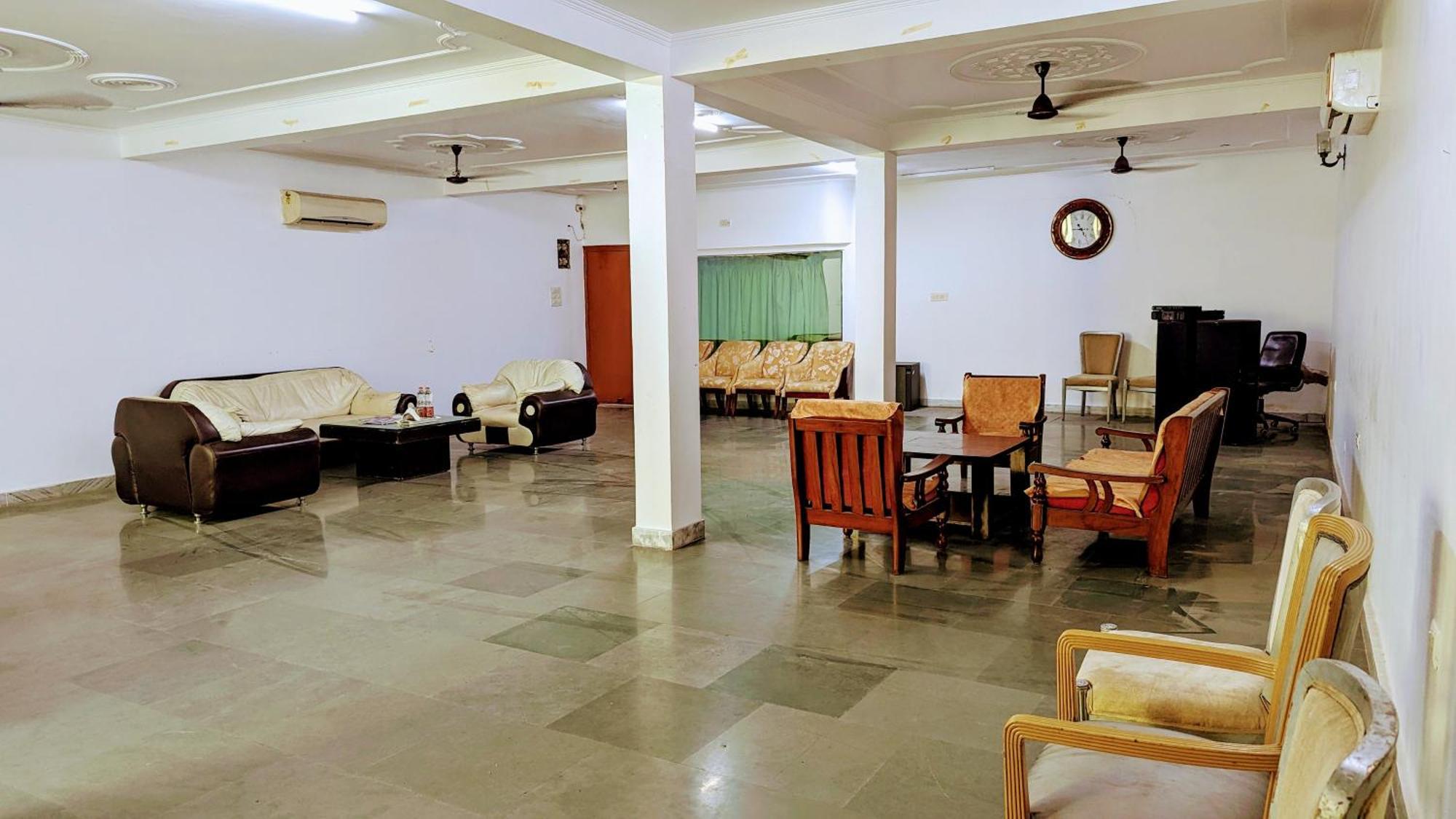 Hotel Lecston @Yashobhoomi Dwarka Sector - 25 Metro Station Delhi Kültér fotó