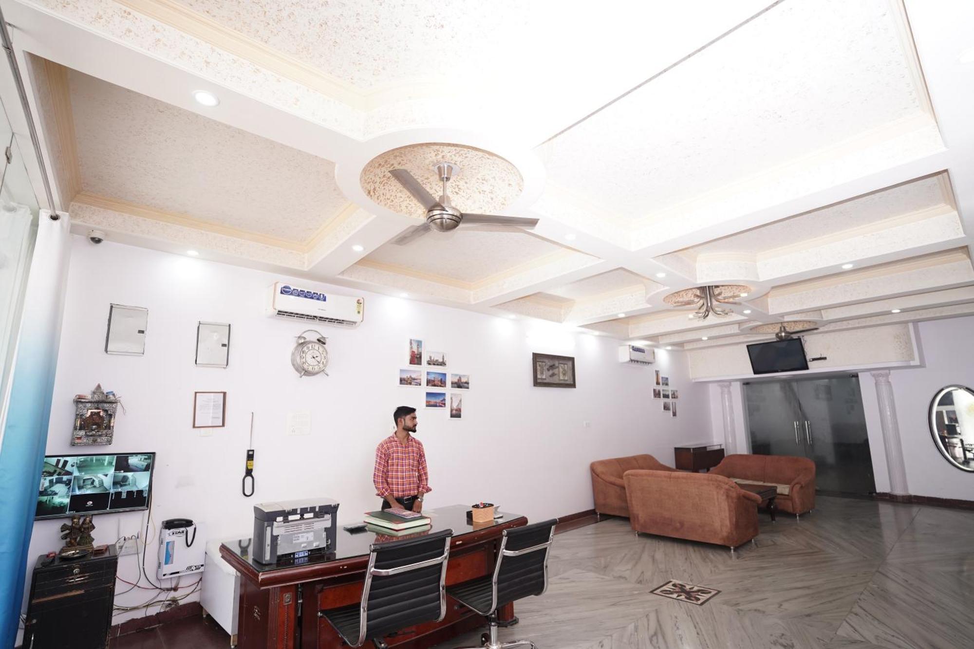 Hotel Lecston @Yashobhoomi Dwarka Sector - 25 Metro Station Delhi Kültér fotó