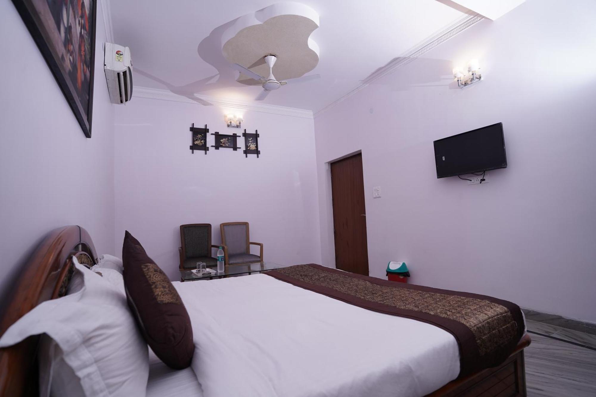 Hotel Lecston @Yashobhoomi Dwarka Sector - 25 Metro Station Delhi Kültér fotó
